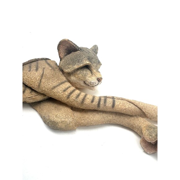 Country Artists A Breed Apart #70407 Cleo Striped Cat Stretching 2002 Feline - Picture 3 of 10